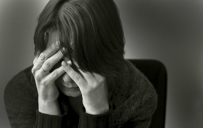 Os sintomas de depressão podem variar de pessoa para pessoa, mas existem alguns sintomas comuns. 