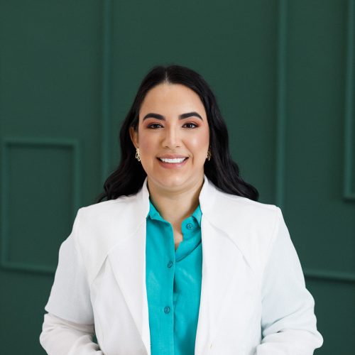 6973923a08d32_dra._amanda_-_cardiologista_pediatra