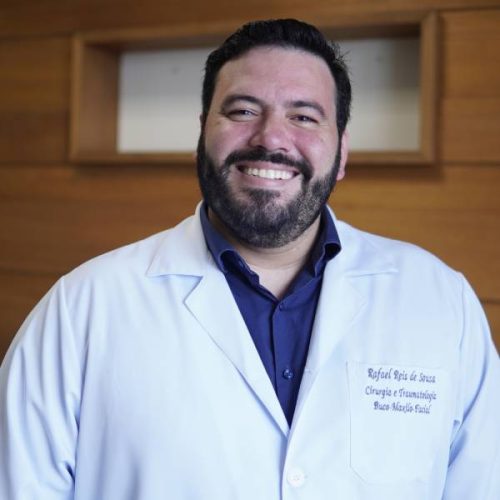 Rafael Reis bucomaxilofacial